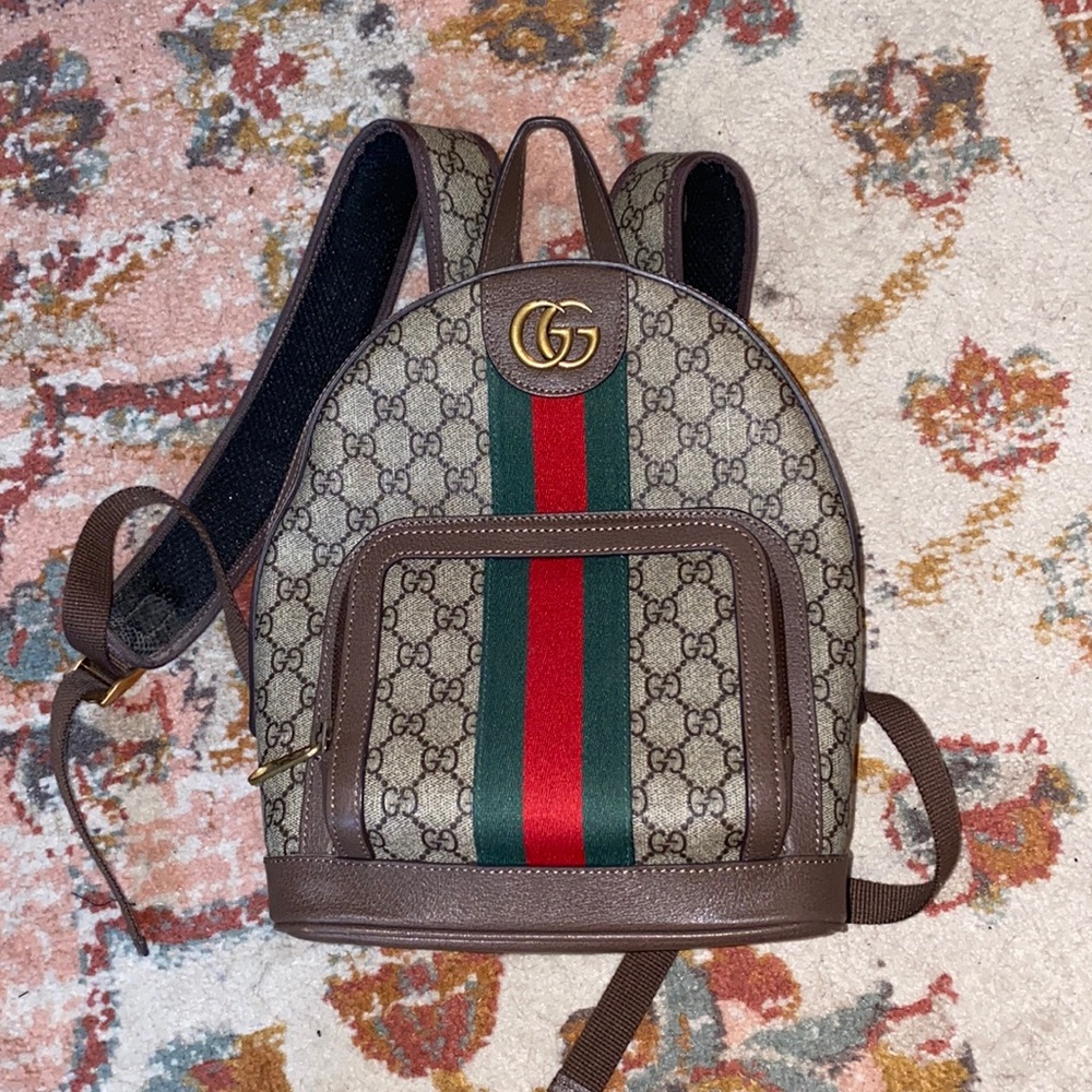 Gucci backpack like new slight tarnish on hardware